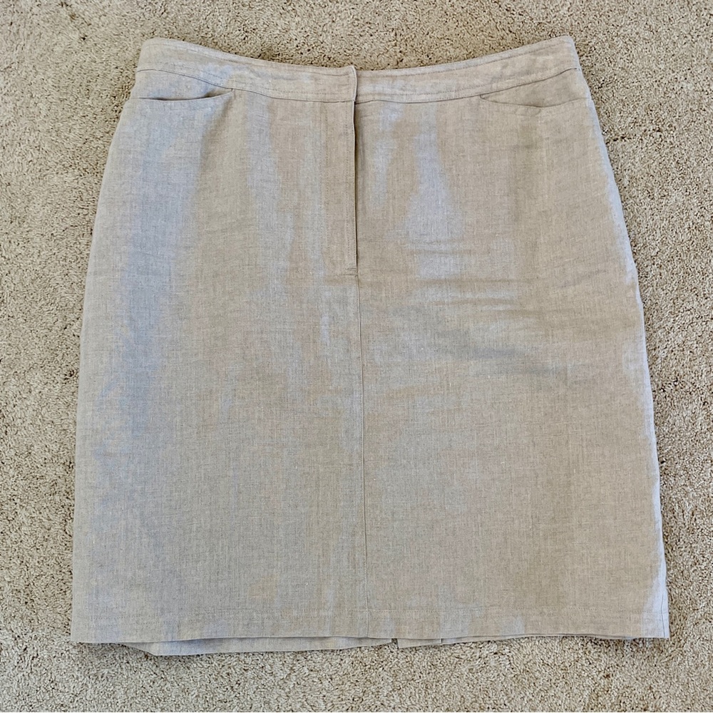 EUC Statements skirt, size 14